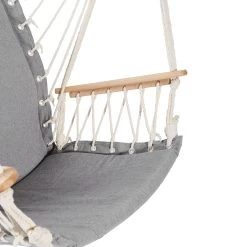 Hängesessel Mit Holzarmlehnen BABOON In Grau -Butlers butlers hangesessel mit holzarmlehnen baboon in grau 5