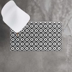 In- & Outdoor-Teppich Mosaik L 150 X B 90cm COLOUR CLASH In Schwarz -Butlers butlers in and outdoor teppich mosaik l 150 x b 90cm colour clash in schwarz 3