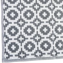 In- & Outdoor-Teppich Mosaik L 150 X B 90cm COLOUR CLASH In Taupe -Butlers butlers in and outdoor teppich mosaik l 150 x b 90cm colour clash in taupe 4