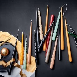 Kerze 2er-Set TWISTED In Hellrosa -Butlers butlers kerze 2er set twisted in hellrosa 3